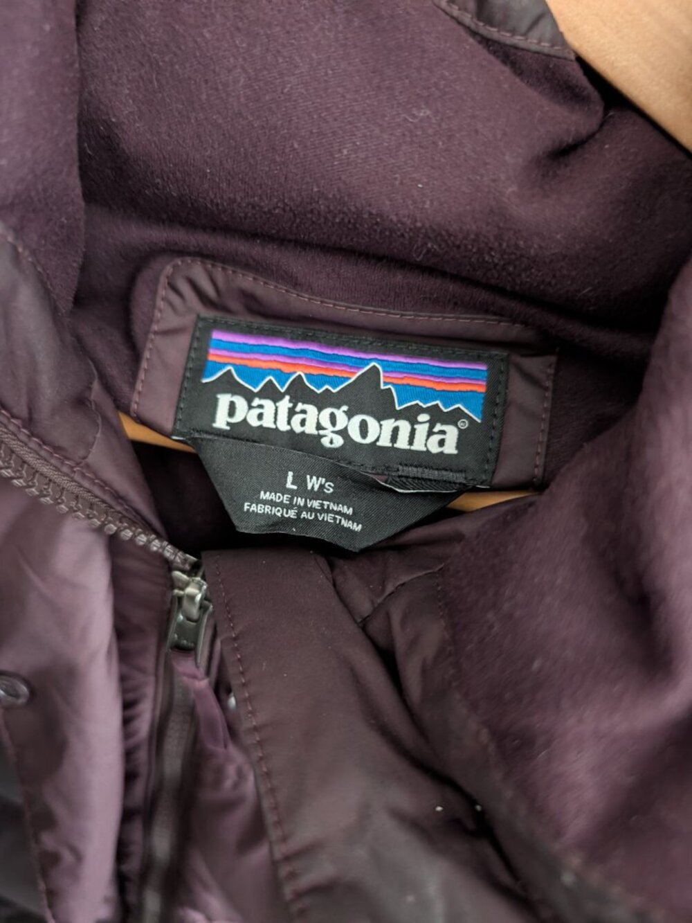 Patagonia Down with It Parka (Plum) - Picture 4 of 4
